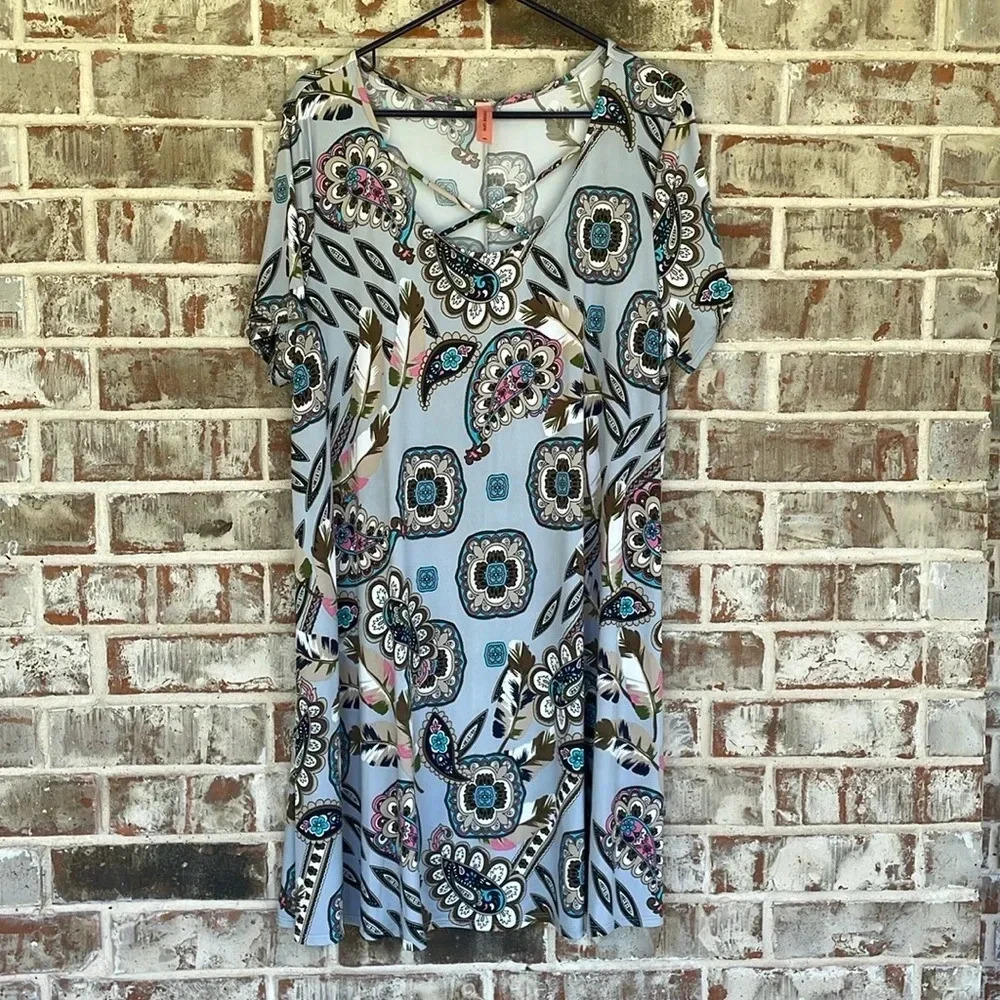Honeyme Curvy Medallion Feather Paisley Criss Cross Neckline Dress